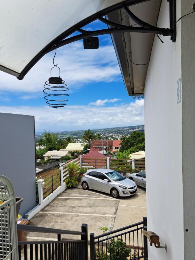 Résidence Andy: Appart Accueillant avec Parking Privé Saint-Denis Exterior photo